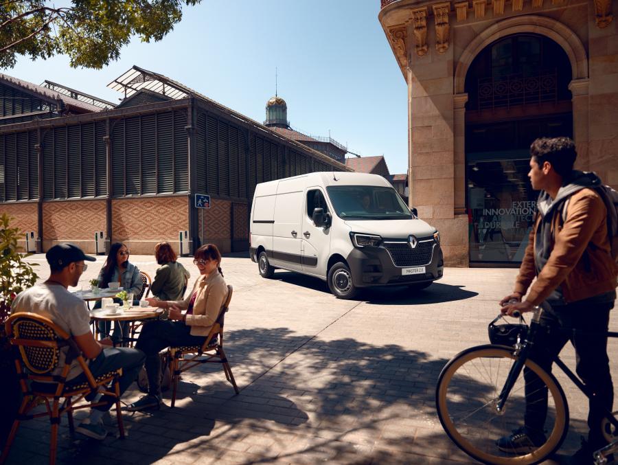  Renault Master Z.E. L3H2 Van 2019 года  (WW) (фото 3 из 3)